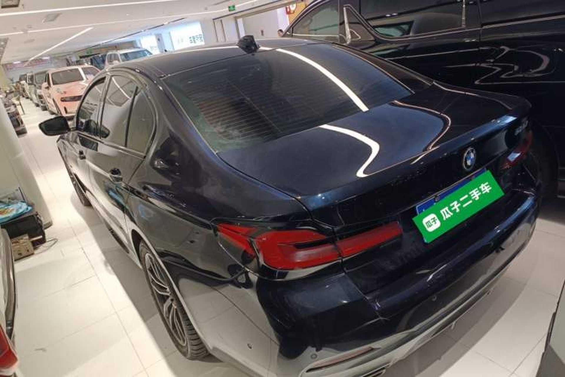 Used BMW 5 Series 2021 525i M Sport Package Exterior 3