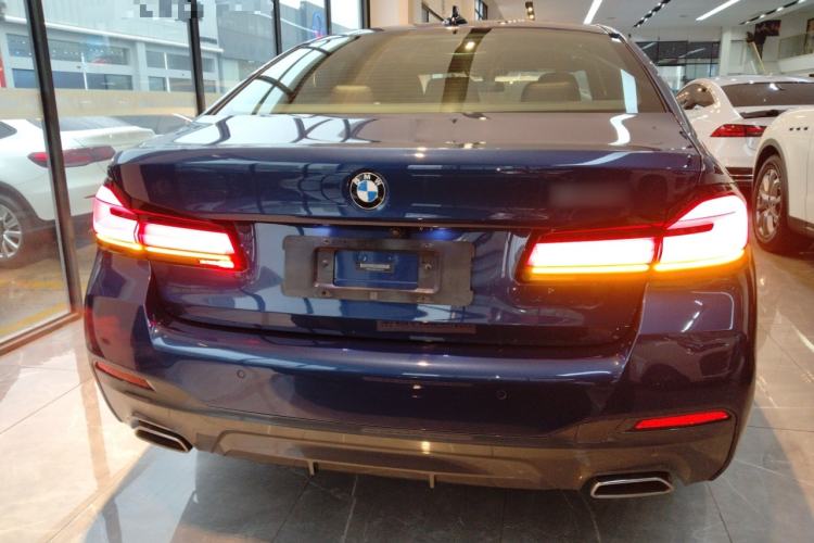Used BMW 5 Series 2021 Restyled 540i Sport Line with M Sports Package Exterior 4