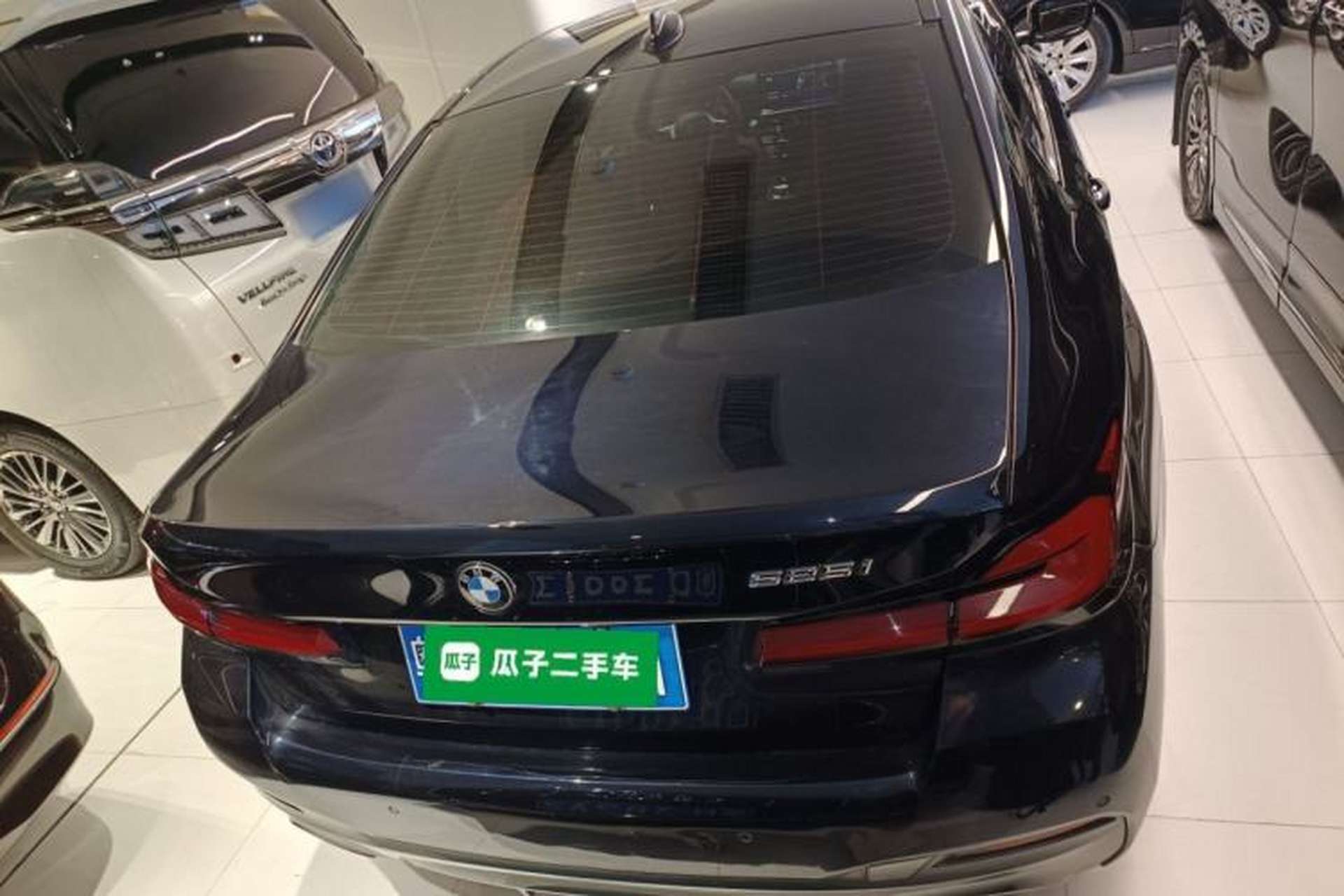 Used BMW 5 Series 2021 525i M Sport Package Exterior 4