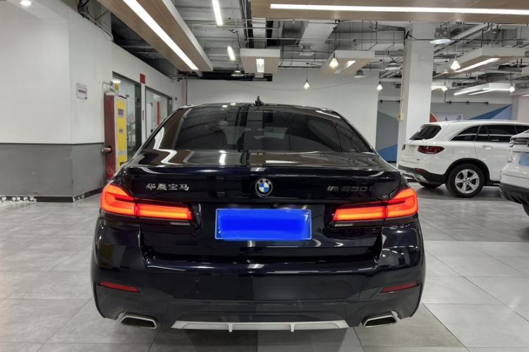 Used BMW 5 Series 2021 Facelifted 525Li M Sport Package Exterior 5