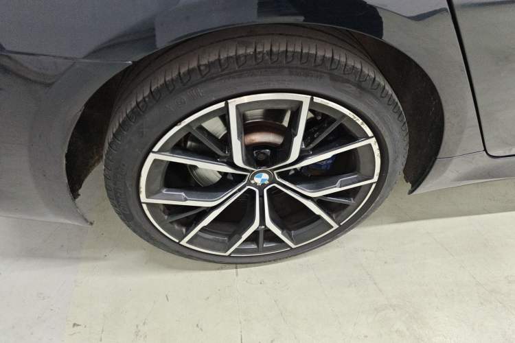 Used BMW 5 Series 2021 530i M Sport Package Exterior 5