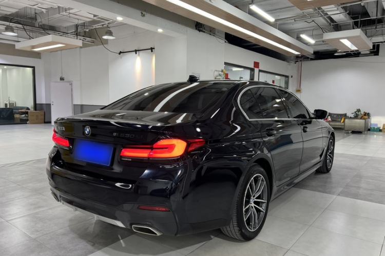 Used BMW 5 Series 2021 Facelifted 525Li M Sport Package Exterior 6