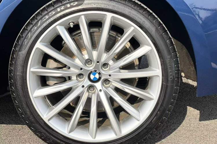 Used BMW 5 Series 2021 530Li Luxury Edition Premium Package Exterior 7