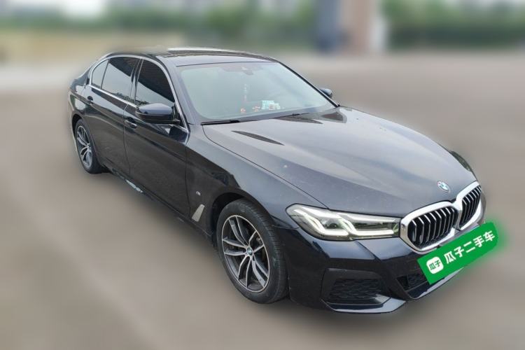 Used BMW 5 Series 2021 525Li M Sport Package Front Right 45 Deg