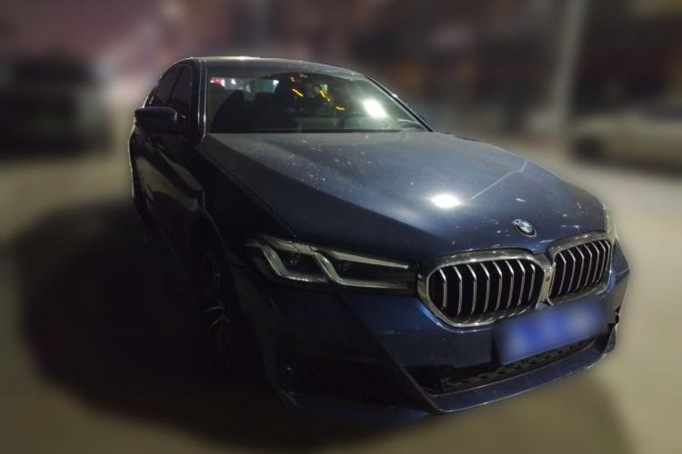 Used BMW 5 Series 2021 525Li M Sport Package Front Right 45 Deg