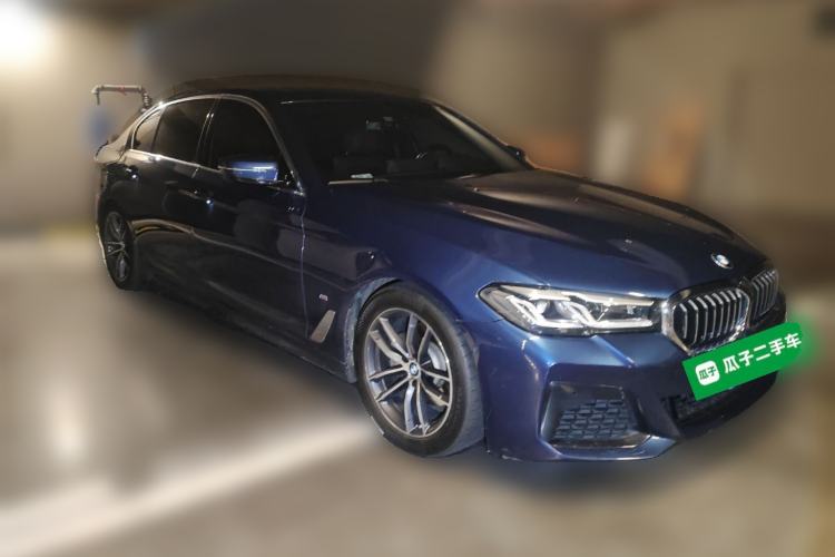 Used BMW 5 Series 2021 525Li M Sport Package Front Right 45 Deg