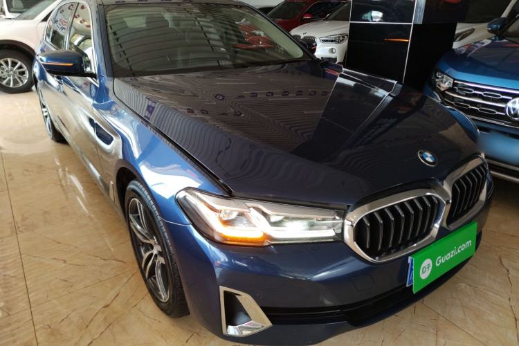Used BMW 5 Series 2021 530Li xDrive Luxury Package Front Right 45 Deg