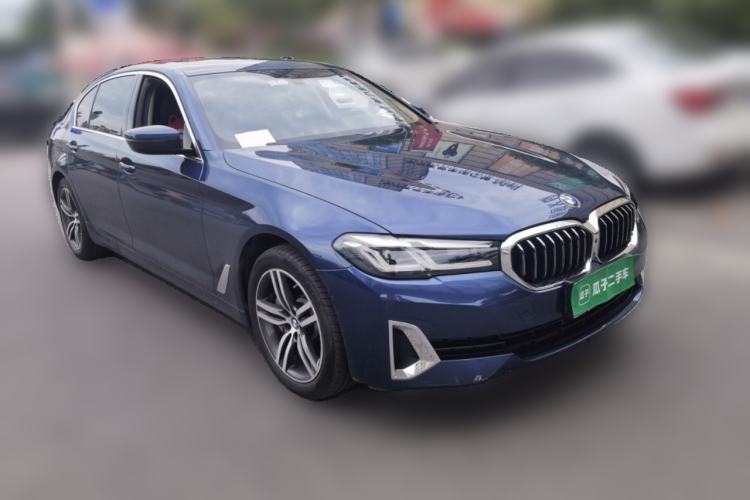 Used BMW 5 Series 2021 530Li Leading Luxury Package Front Right 45 Deg