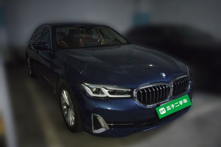 Used BMW 5 Series 2021 Updated Version 525Li Luxury Package Front Right 45 Deg