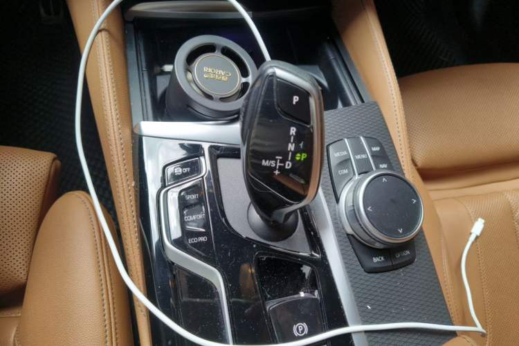 Used BMW 5 Series 2021 530i M Sport Package Gear Lever