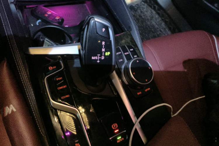 Used BMW 5 Series 2021 525Li M Sport Package Gear Lever