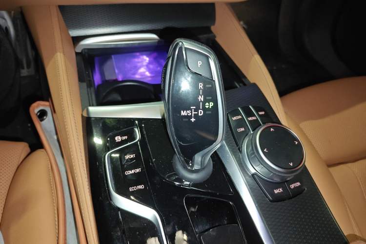 Used BMW 5 Series 2021 525i M Sport Package Gear Lever