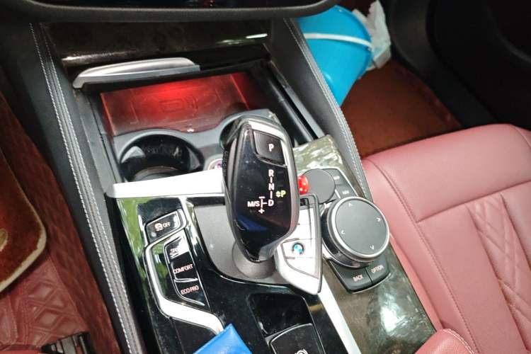 Used BMW 5 Series 2021 525Li Luxury Package Gear Lever