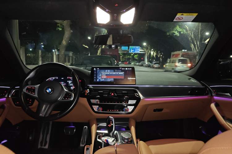 Used BMW 5 Series 2021 525i M Sport Package Headliner