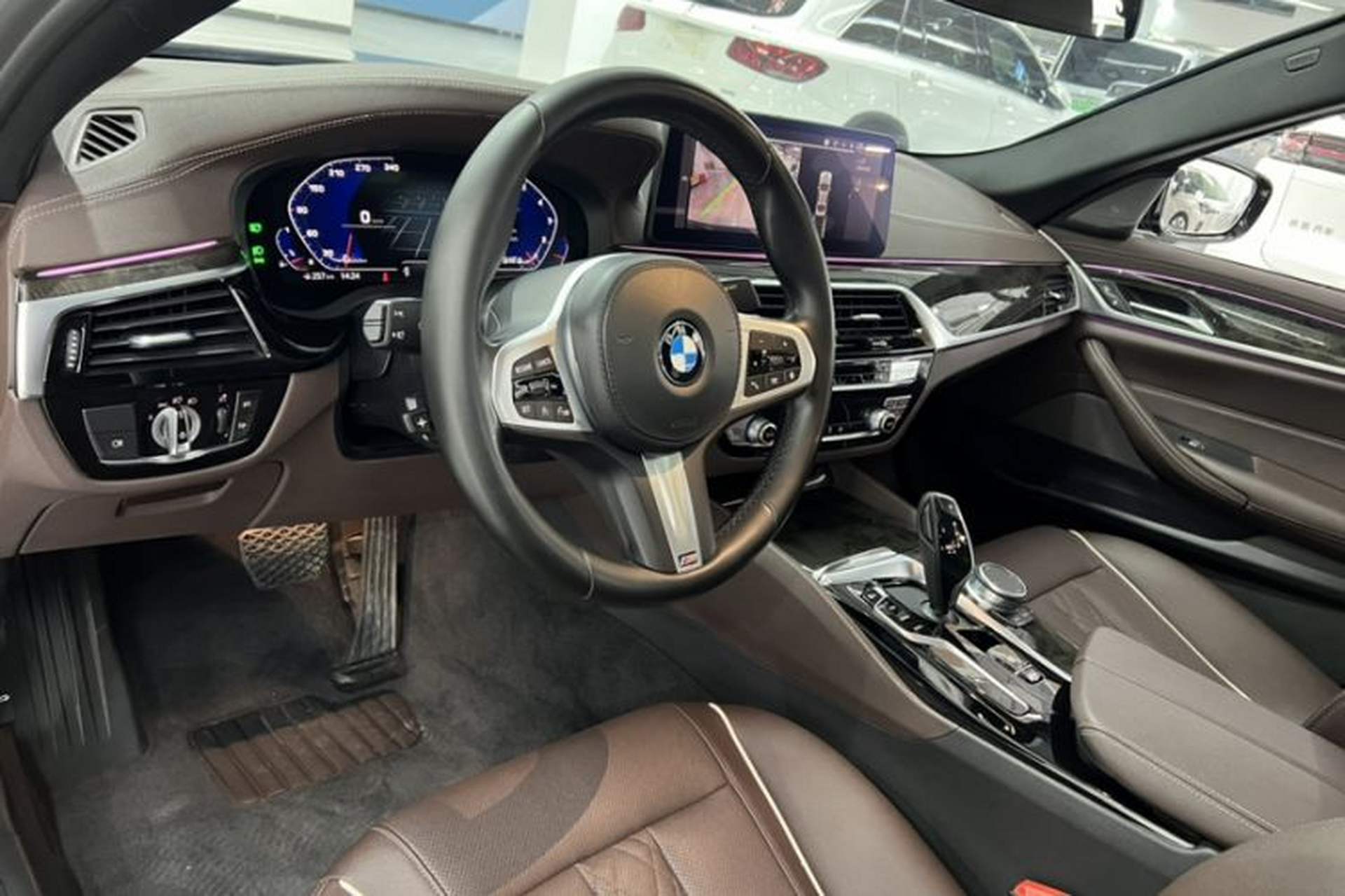 Used BMW 5 Series 2021 Facelifted 525Li M Sport Package Interior 6