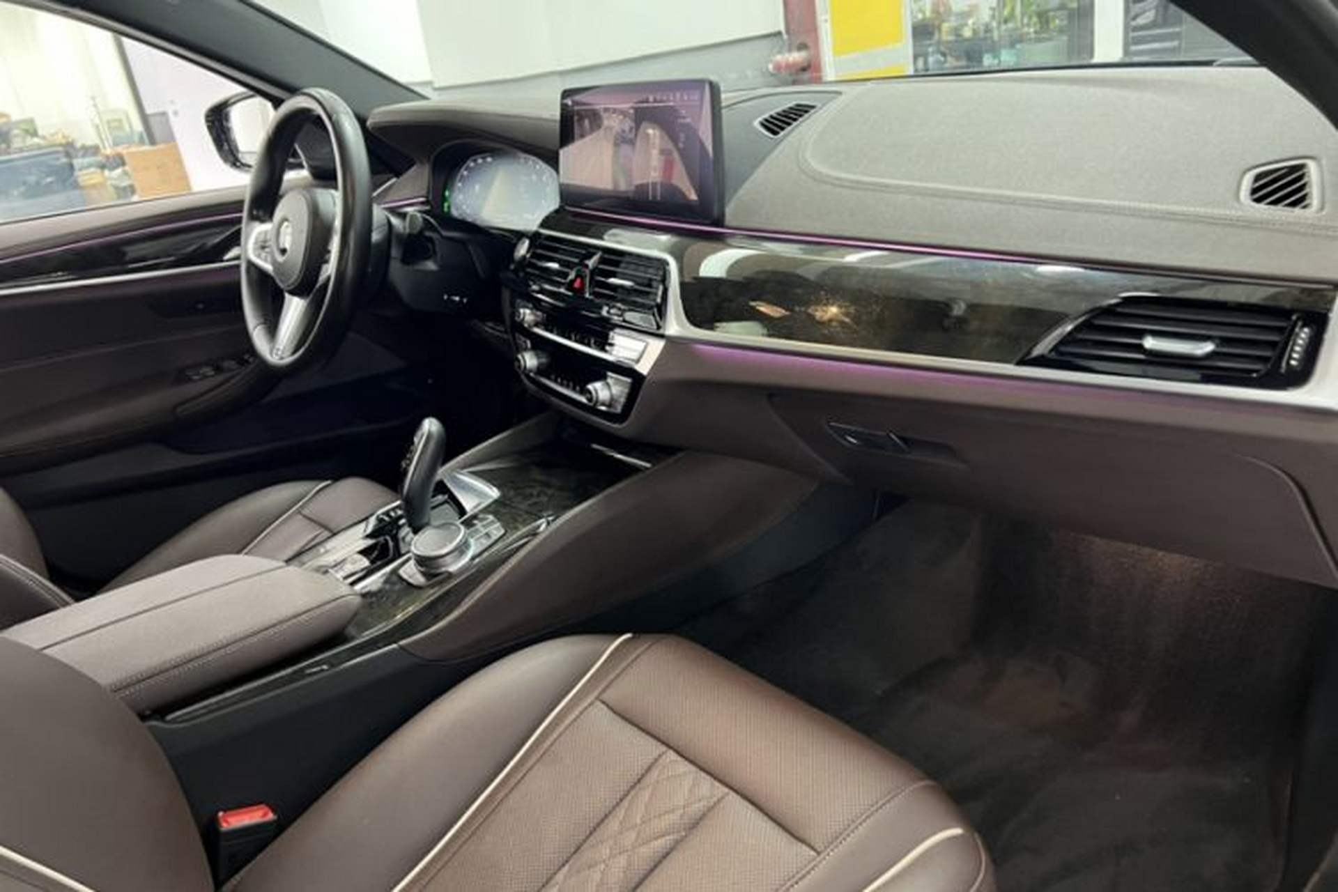 Used BMW 5 Series 2021 Facelifted 525Li M Sport Package Interior 7