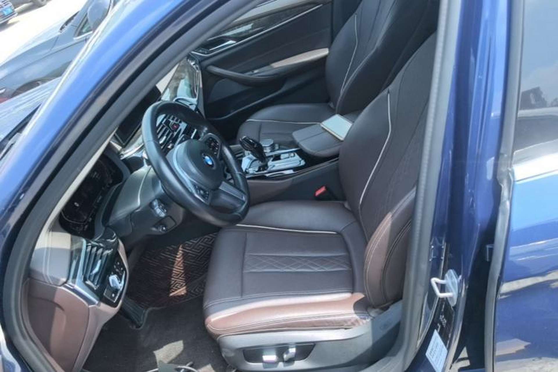 Used BMW 5 Series 2021 525Li M Sport Package Left Front Seat