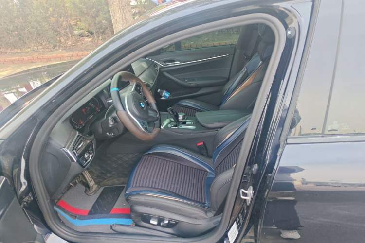 Used BMW 5 Series 2021 525i M Sport Package Left Front Seat