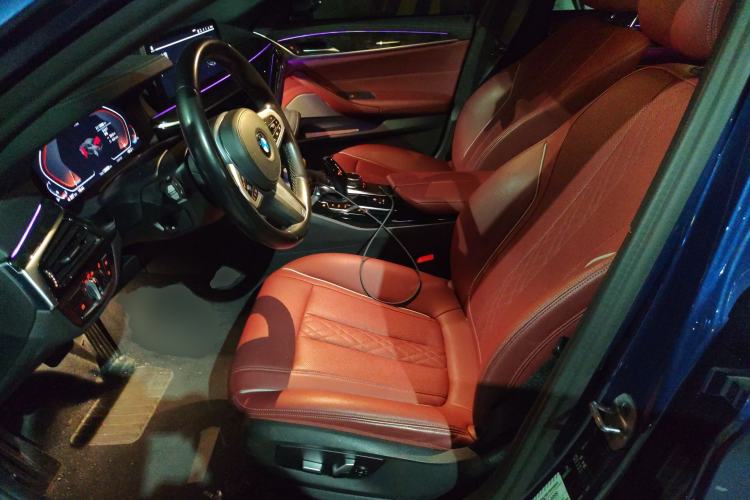 Used BMW 5 Series 2021 525Li M Sport Package Left Front Seat