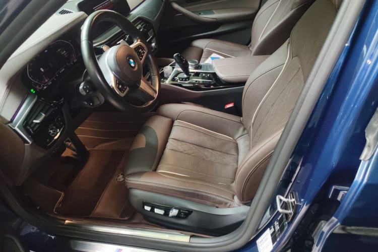 Used BMW 5 Series 2021 530Li Luxury Edition M Sport Package Left Front Seat