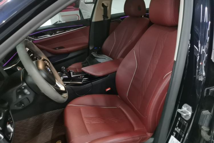 Used BMW 5 Series 2021 525Li Luxury Package Left Front Seat