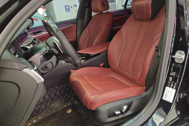 Used BMW 5 Series 2021 530Li xDrive M Sport Package Left Front Seat