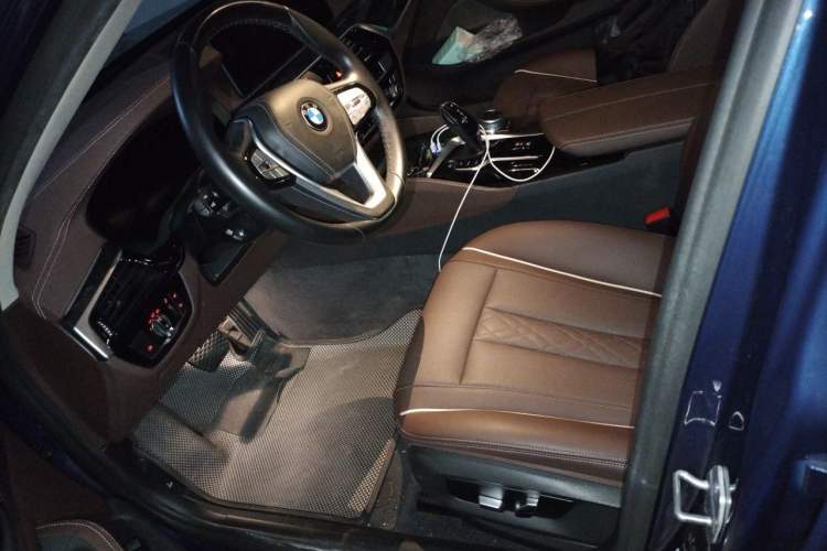 Used BMW 5 Series 2021 Updated Version 525Li Luxury Package Left Front Seat