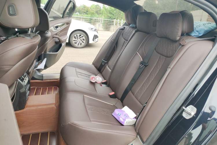 Used BMW 5 Series 2021 525Li M Sport Package Left Rear Seat