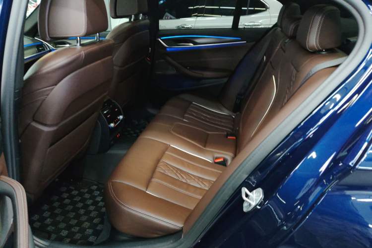 Used BMW 5 Series 2021 540i Sport Line M Sport Package Left Rear Seat