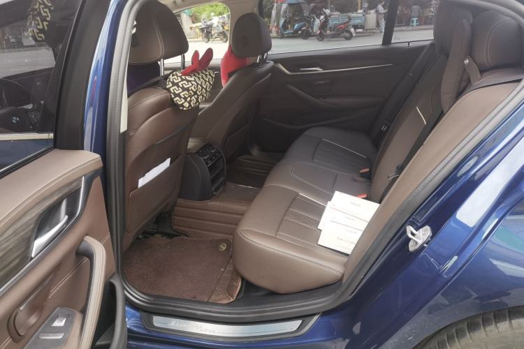 Used BMW 5 Series 2021 530Li Leading Luxury Package Left Rear Seat