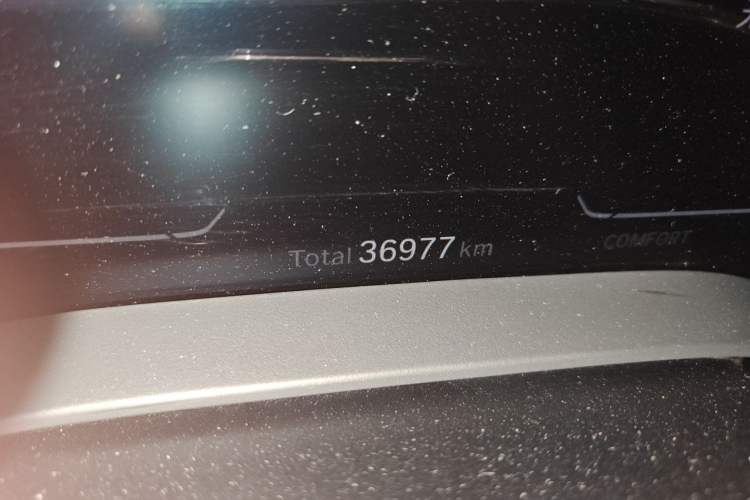 Used BMW 5 Series 2021 525Li M Sport Package Odometer Close Up