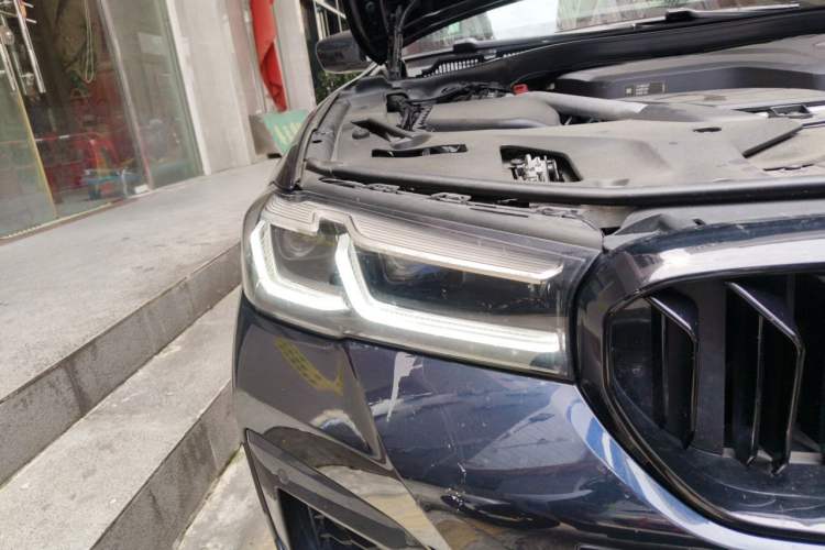 Used BMW 5 Series 2021 530i M Sport Package Right Front Headlight