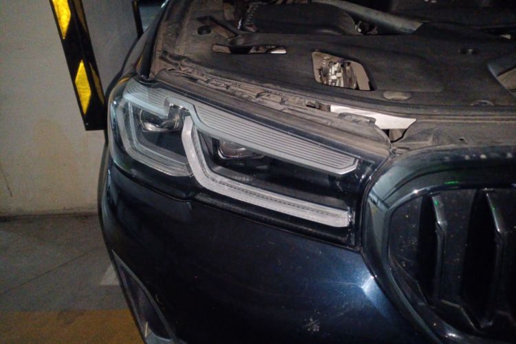 Used BMW 5 Series 2021 530Li Luxury Edition M Sport Package Right Front Headlight