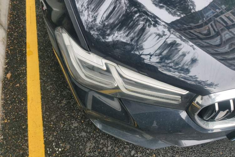 Used BMW 5 Series 2021 530Li Luxury Edition M Sport Package Right Front Headlight
