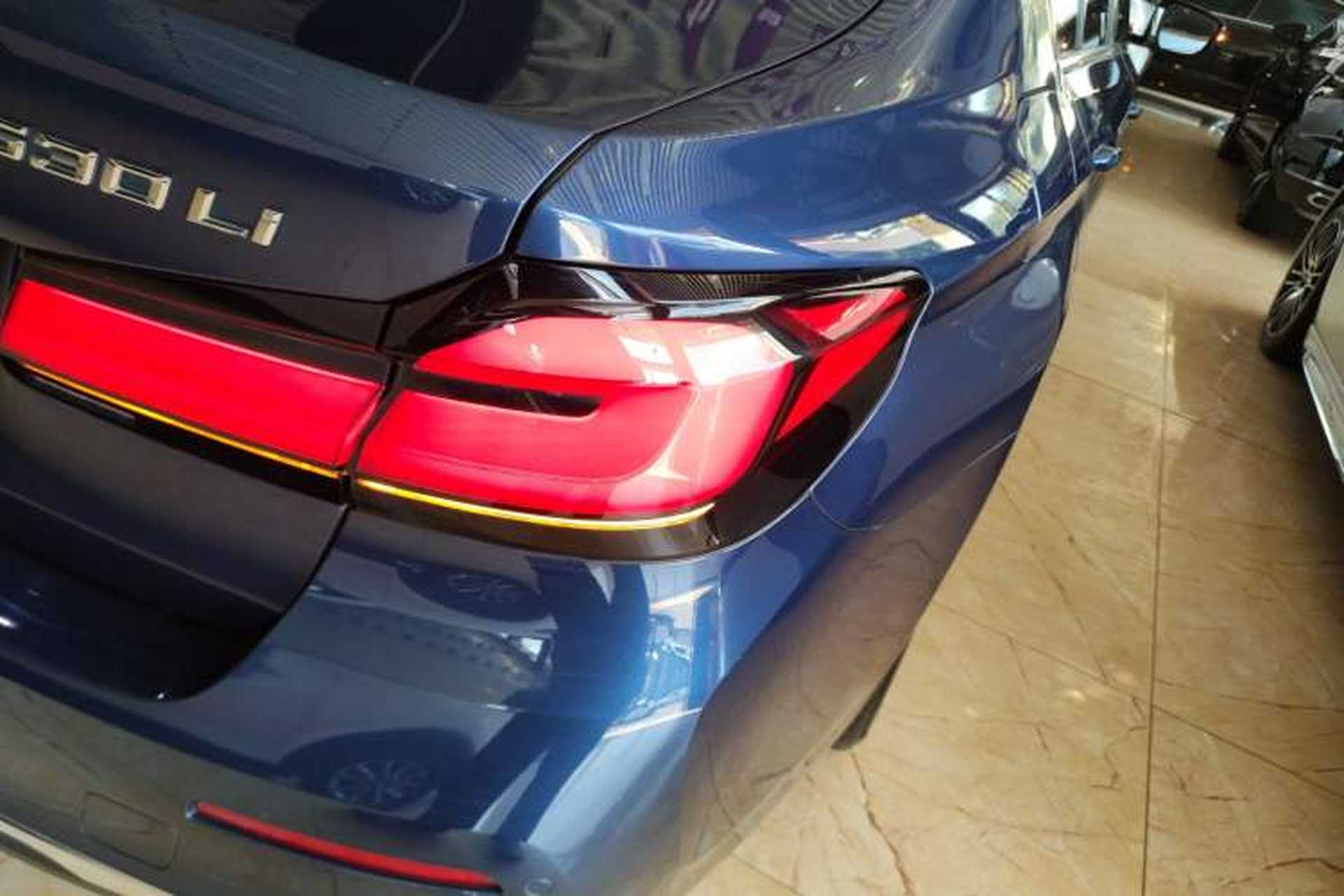 Used BMW 5 Series 2021 530Li xDrive Luxury Package Right Rear Taillight