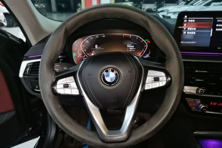 Used BMW 5 Series 2021 525Li Luxury Package Steering Wheel