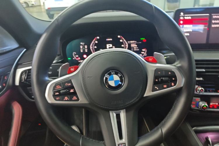 Used BMW 5 Series 2021 530Li Luxury Edition M Sport Package Steering Wheel