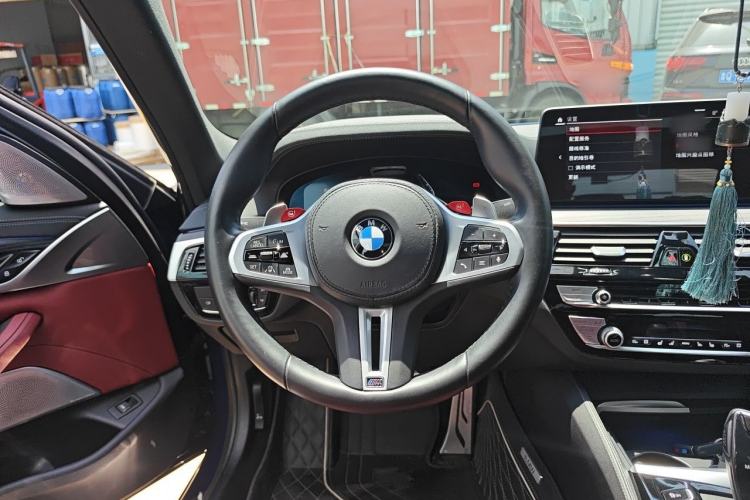 Used BMW 5 Series 2021 530Li Luxury Edition M Sport Package Steering Wheel