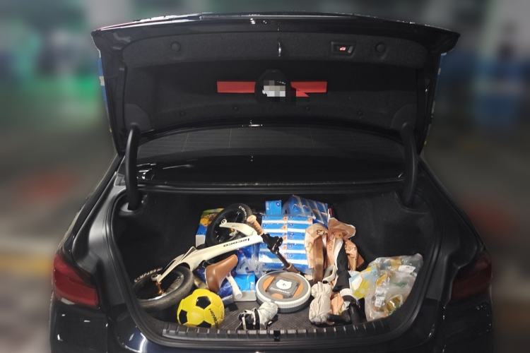 Used BMW 5 Series 2021 525Li M Sport Package Trunk