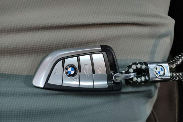 Used BMW 5 Series 2021 530Li Luxury Edition Premium Package Vehicle Key