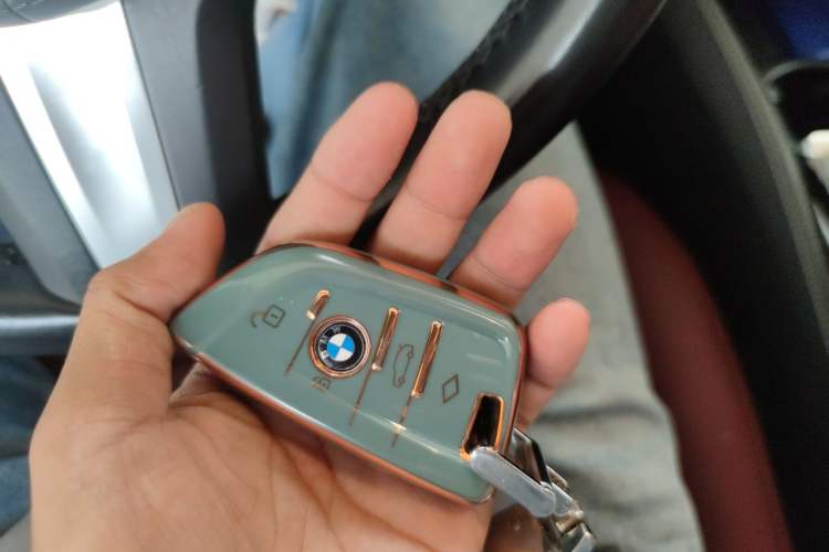 Used BMW 5 Series 2021 530Li Leading Model M Sport Package Vehicle Key