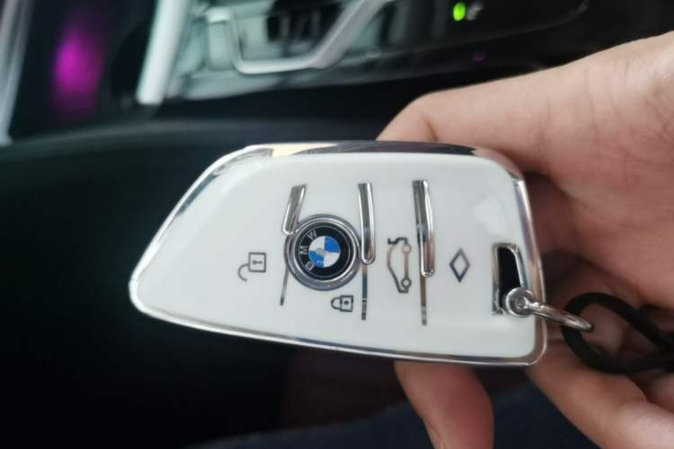 Used BMW 5 Series 2021 Restyled 530Li Leading Edition Luxury Package Vehicle Key