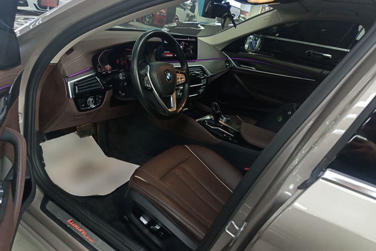 Used BMW 5 Series 2021 530Li Leading Luxury Package Driver Seat
