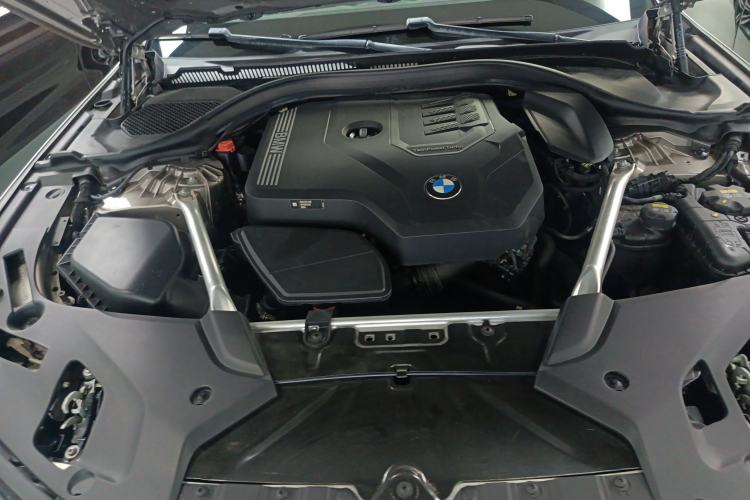 Used BMW 5 Series 2021 530Li Leading Luxury Package Engine Bay