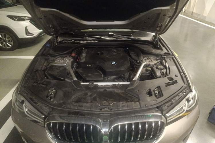 Used BMW 5 Series 2021 Restyled 530Li Leading Edition Luxury Package Engine Bay