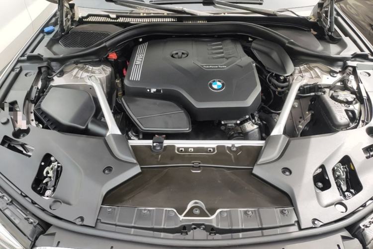 Used BMW 5 Series 2021 525Li Luxury Package Engine Bay