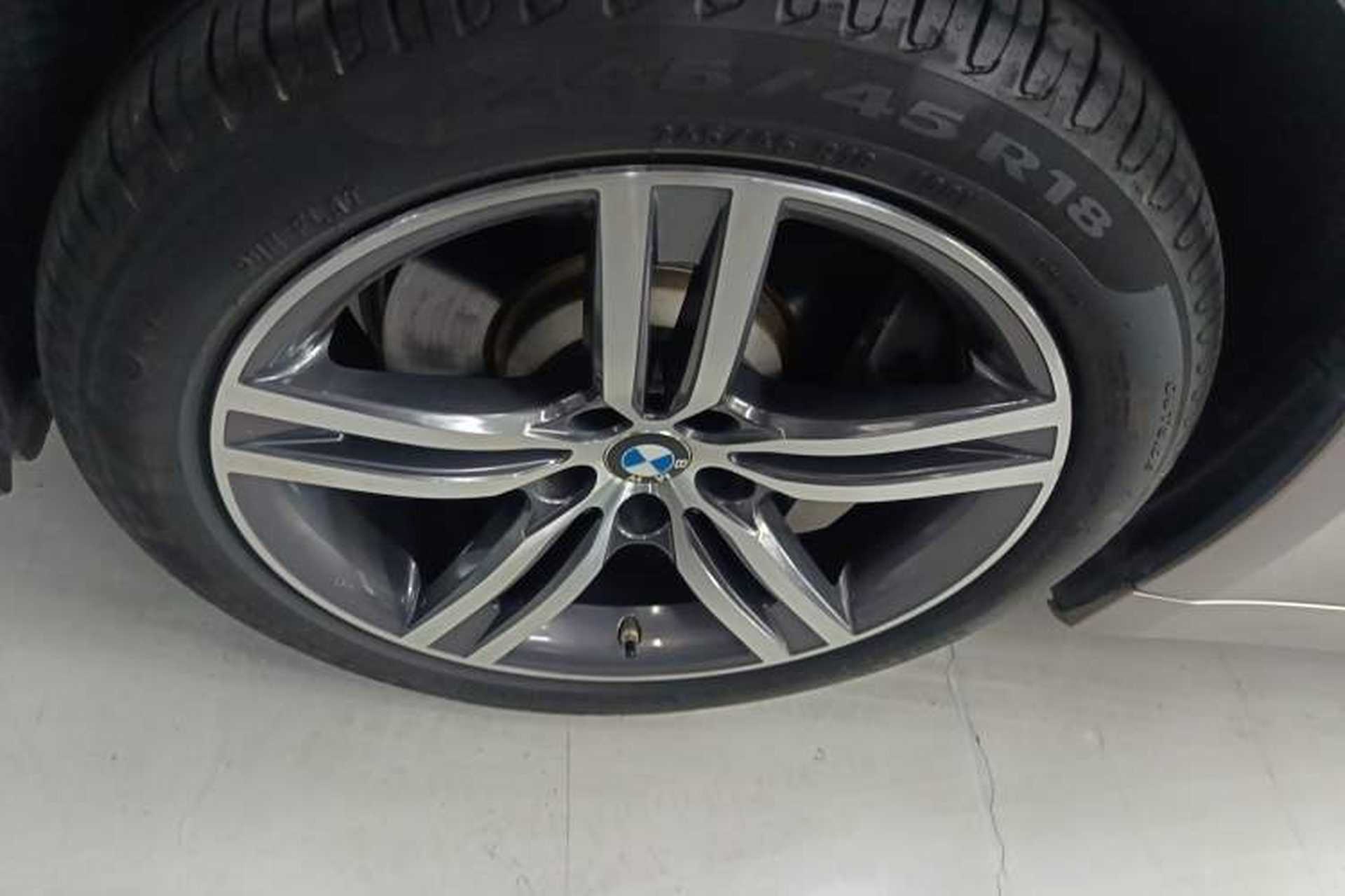 Used BMW 5 Series 2021 530Li Leading Luxury Package Exterior 4