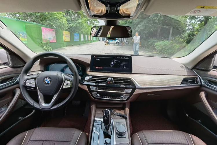 Used BMW 5 Series 2021 530Li Leading Luxury Package Interior 1