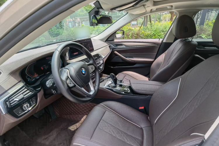Used BMW 5 Series 2021 530Li Leading Luxury Package Interior 2