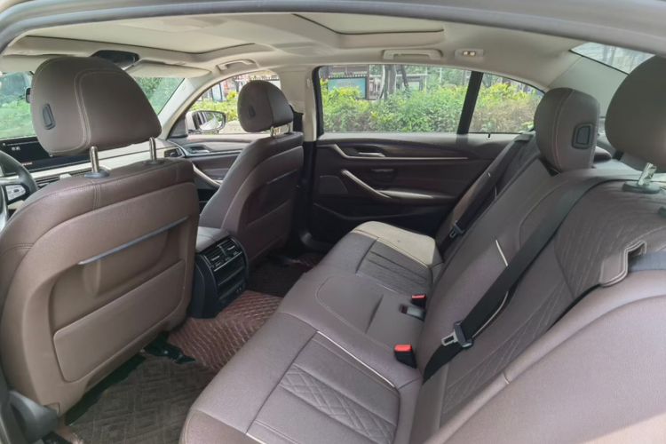 Used BMW 5 Series 2021 530Li Leading Luxury Package Interior 3